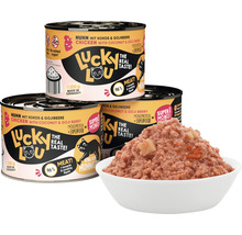 Aliment pour chat Lucky Lou poulet, noix de coco et baie de goji en boîtes et en bol