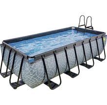 Piscine à cadre rectangulaire avec échelle et motif de pierre