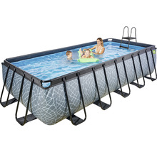 Piscine rectangulaire avec cadre en acier, échelle et enfants qui jouent
