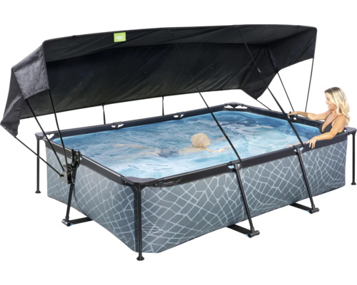 Piscine rectangulaire avec couverture et nageurs