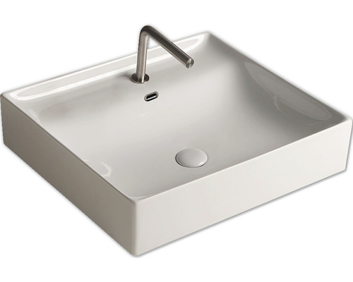 Aufsatzwaschbecken aus Keramik mit Armatur