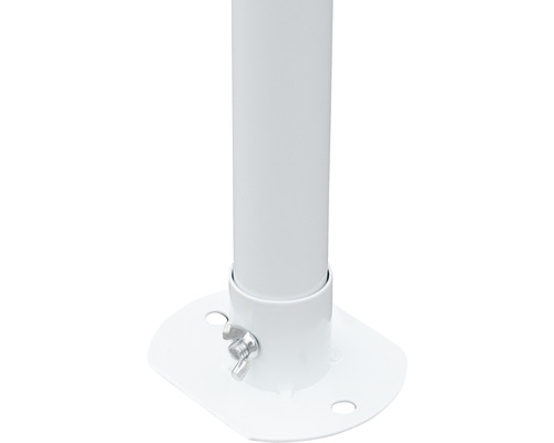Detailaufnahme eines weißen Pfostenträgers mit Befestigungsschraube
