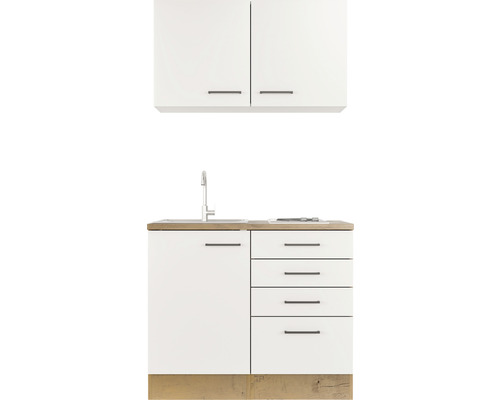 Petite kitchenette avec évier, robinet et élément haut