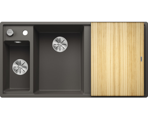 Spüle mit Abtropffläche und Schneidebrett