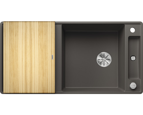 Spüle mit Schneidebrett