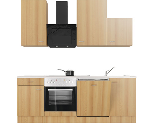 Cuisine avec éléments hauts, hotte aspirante, évier, cuisinière, four et lave-vaisselle