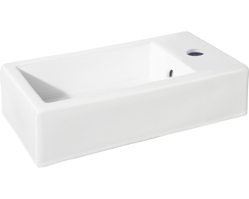 Lavabo en céramique pour la salle de bain