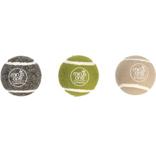 Drei Hundespielbälle aus Filz mit Streifen und Beeztees Logo