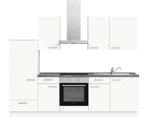 Cuisine claire avec évier, cuisinière, four et hotte aspirante