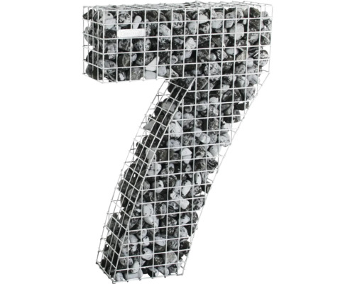 Gabione in Form der Ziffer Sieben gefüllt mit Steinen