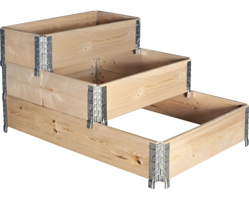 Hochbeet-Treppe aus Holz mit Metallecken