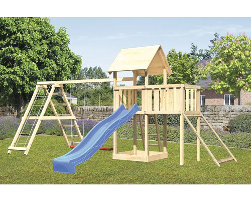 Tour de jeu avec balançoire, toboggan et échelle d''escalade dans le jardin