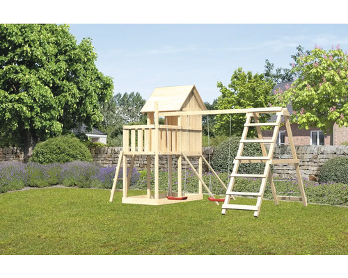 Aire de jeux en bois avec balançoire et échelle d''escalade dans le jardin