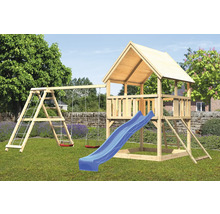 Spielplatz mit Rutsche, Schaukel und Kletterleiter aus Holz