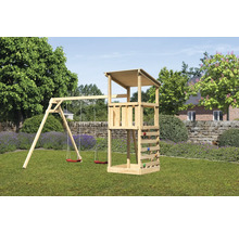 Holzspielturm mit Schaukel und Kletterwand im Garten