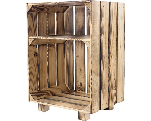 Caisse en bois avec une étagère pour le stockage