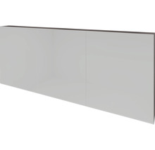 Wandschrank mit drei Türen
