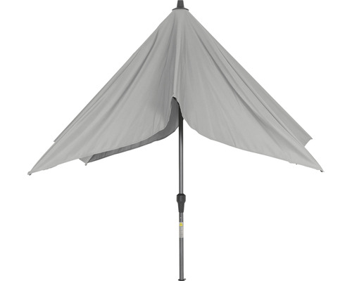 Parasol moitié avec mât placé au centre