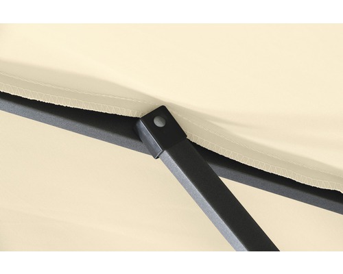 Vue détaillée d''un pavillon avec toit en tissu et cadre métallique