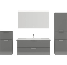 Modernes Badezimmer-Set mit Waschtisch, Spiegel, Waschbecken und Hochschränken für ein stilvolles Ambiente