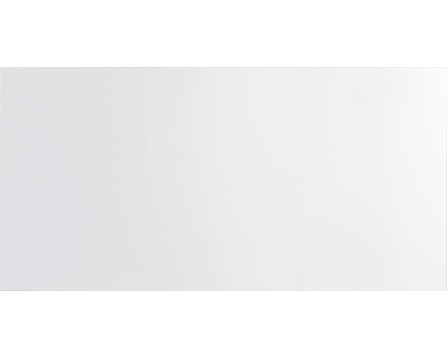 Glatte weiße Möbelfront