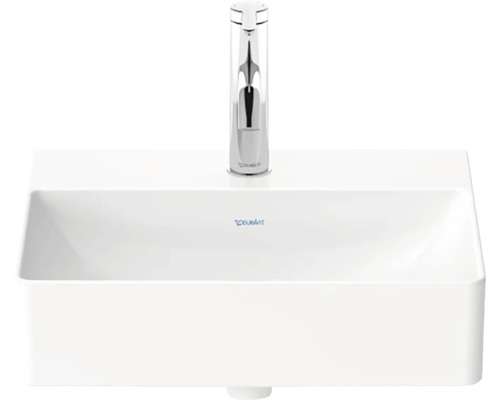 Lavabo en céramique sanitaire avec robinet