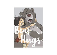 Illustration de Mowgli et Baloo s''embrassant avec le texte Câlins d''ours