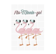 Illustration de trois flamants roses avec des nœuds et l''inscription Fla-Minnie-Go!