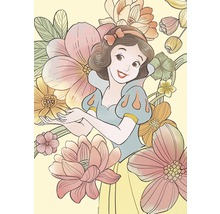 Illustration de Blanche-Neige entourée de fleurs