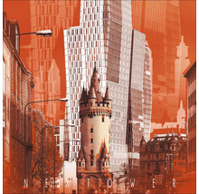 Horizon urbain avec tour historique et gratte-ciel modernes