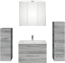 Komplettes Badezimmerset mit Waschtischunterschrank, Waschbecken, Spiegelschrank und zwei Hochschränken.