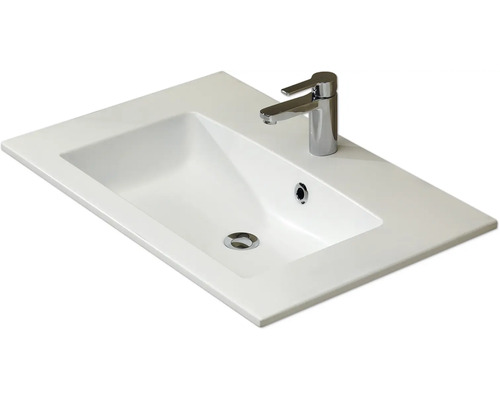 Aufsatzwaschbecken mit Armatur