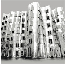 Gebäude mit wellenförmiger Fassade und zahlreichen Fenstern.