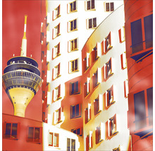 Architekturaufnahme mit Gebäuden und Fernsehturm