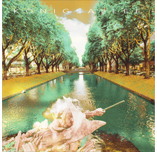 Königsallee in Düsseldorf mit Kanal, Bäumen und Skulptur