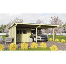 Holzcarport mit Geräteschuppen und geparktem Auto im Garten.