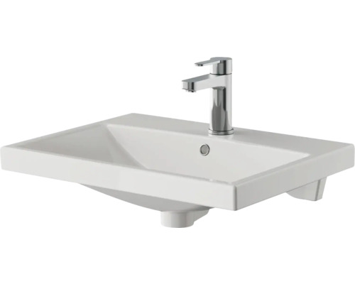 Lavabo en céramique avec robinet