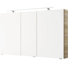 Kleiderschrank mit drei Türen und Beleuchtung