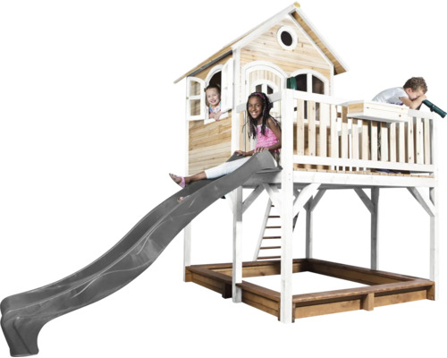 Maisonnette avec toboggan, bac à sable et enfants
