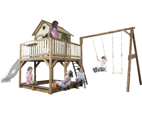 Holzspielhaus mit Rutsche, Schaukel und Sandkasten für Kinder im Garten