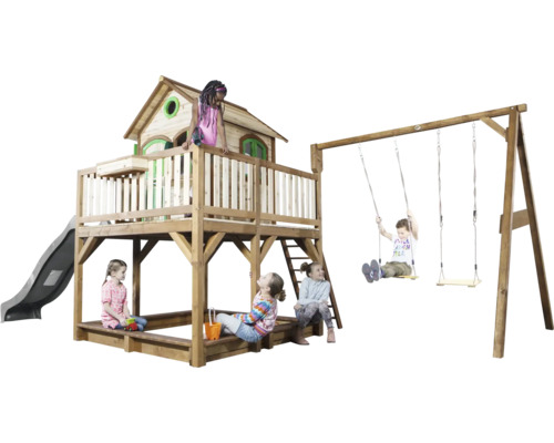 Spielplatz mit Baumhaus, Rutsche und Schaukel für Kinder