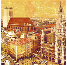 Vue de la Marienplatz à Munich avec des bâtiments et des personnes