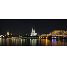 Nachtansicht von Köln mit Dom und Brücke über den Rhein
