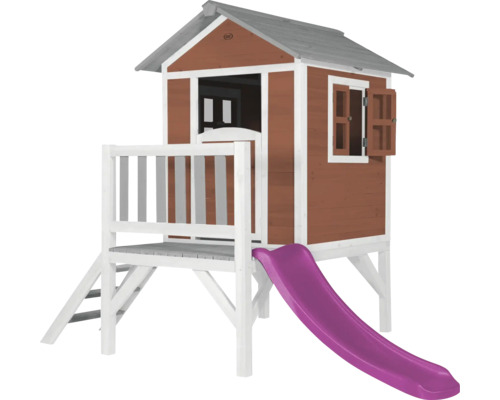 Maisonnette en bois avec toboggan