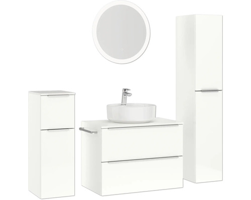 Ensemble de salle de bains avec meuble-lavabo, vasque à poser, armoire de toilette et armoire haute pour une ambiance claire et organisée.