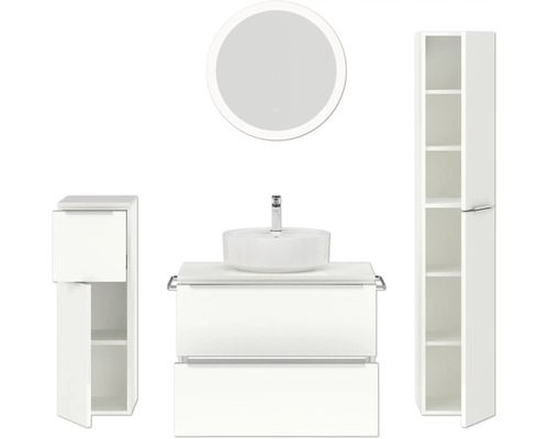 Ensemble de salle de bains avec lavabo, miroir et deux armoires hautes