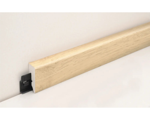 Plinthe en bois avec clip de fixation