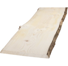 Planche de construction en bois avec bord d''arbre