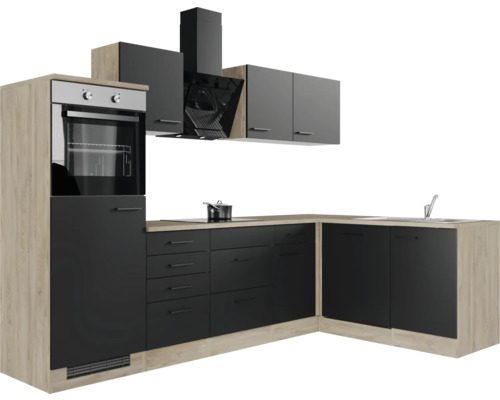 Moderne Küche mit Einbaubackofen, Dunstabzugshaube, Spüle und Schränken