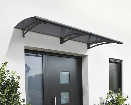 Auvent de porte en plastique au-dessus d''une porte d''entrée